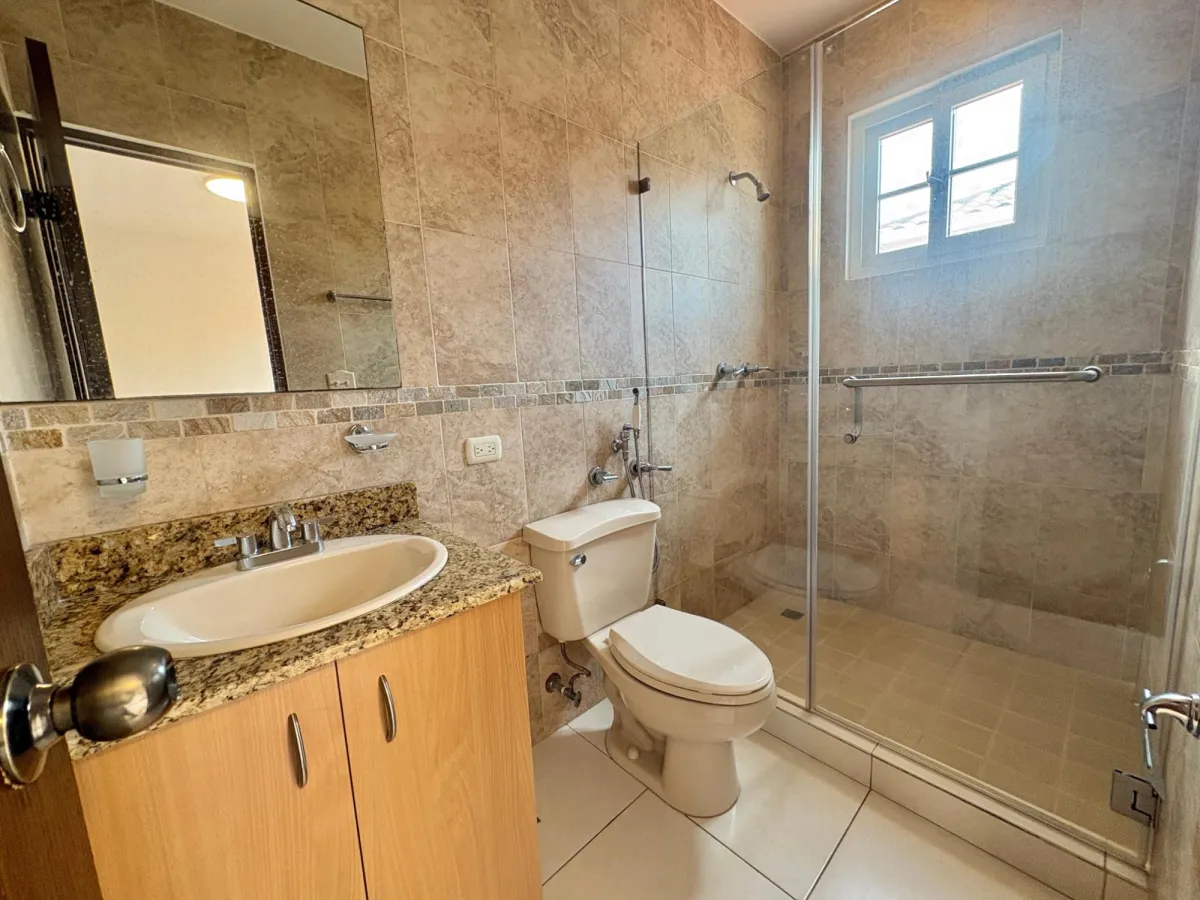 Casa en Alquiler en Costa Sur - PH Villa Valencia