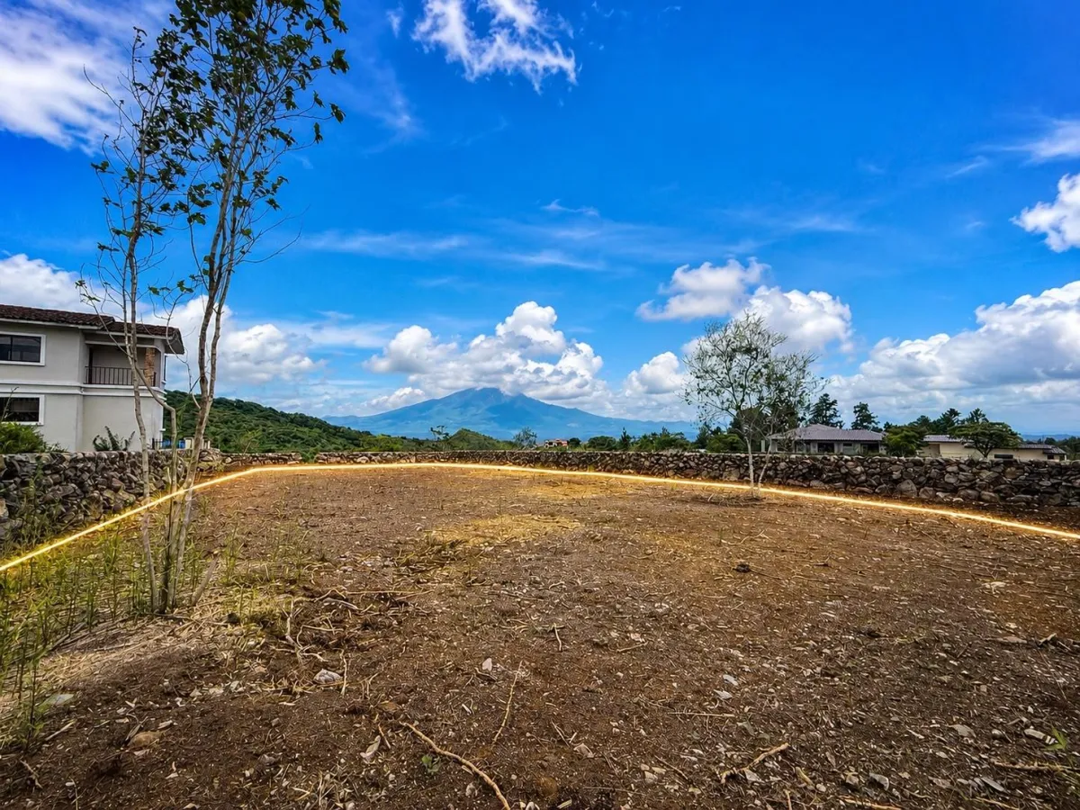 Lote con Vistas al Cañón y al Volcán Barú en Boquete Panamá
