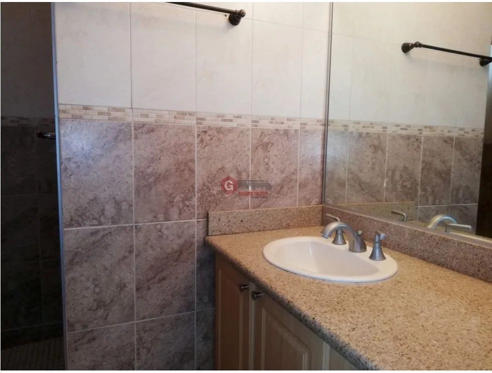 PUNTA PACIFICA / PH COSTA PACIFICA / 182m2 / 3 HABITAC / CON BALCÓN
