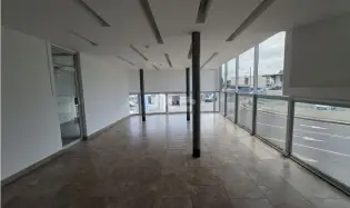 Espace commercial à Parque Lefevre à louer