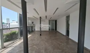 Espace commercial à Parque Lefevre à louer