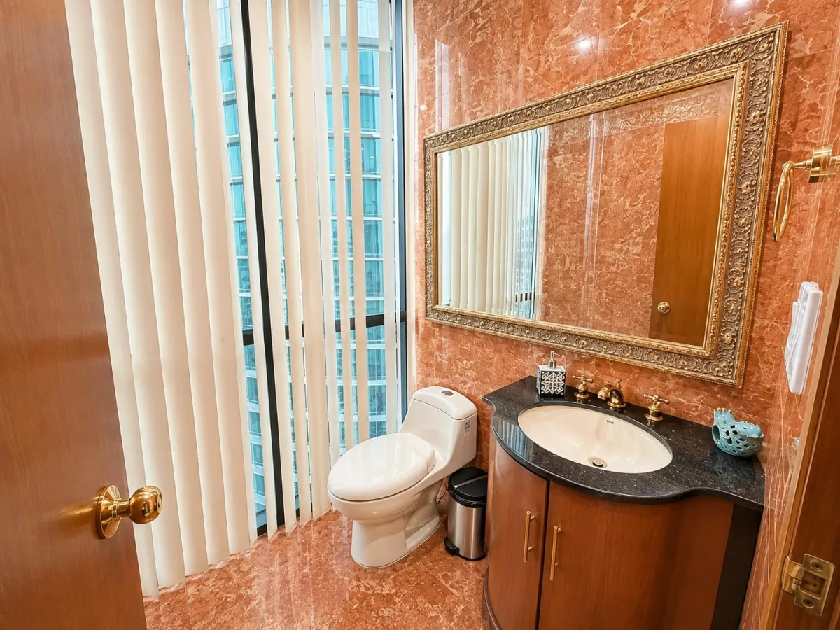 Office for sale in Marbella