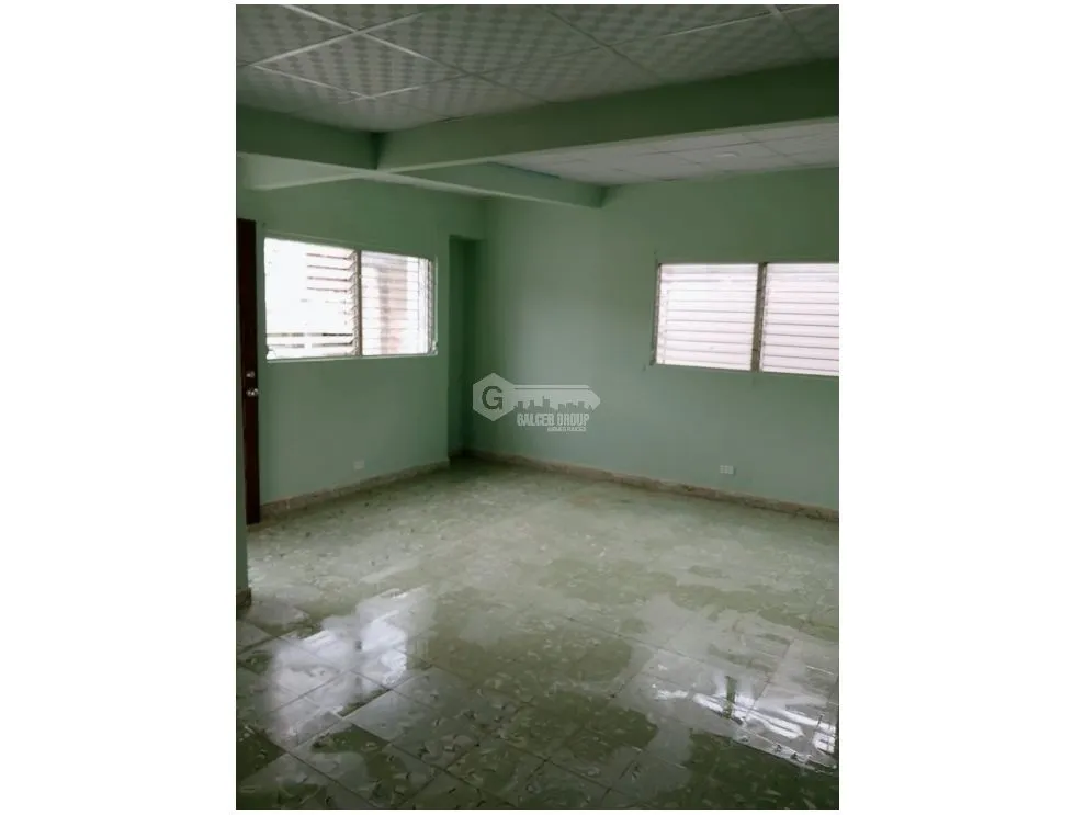 FOR RENT: SAN ANTONIO HOUSE 600M 3 BEDROOMS 2 BATHROOMS EMPTY GARDEN