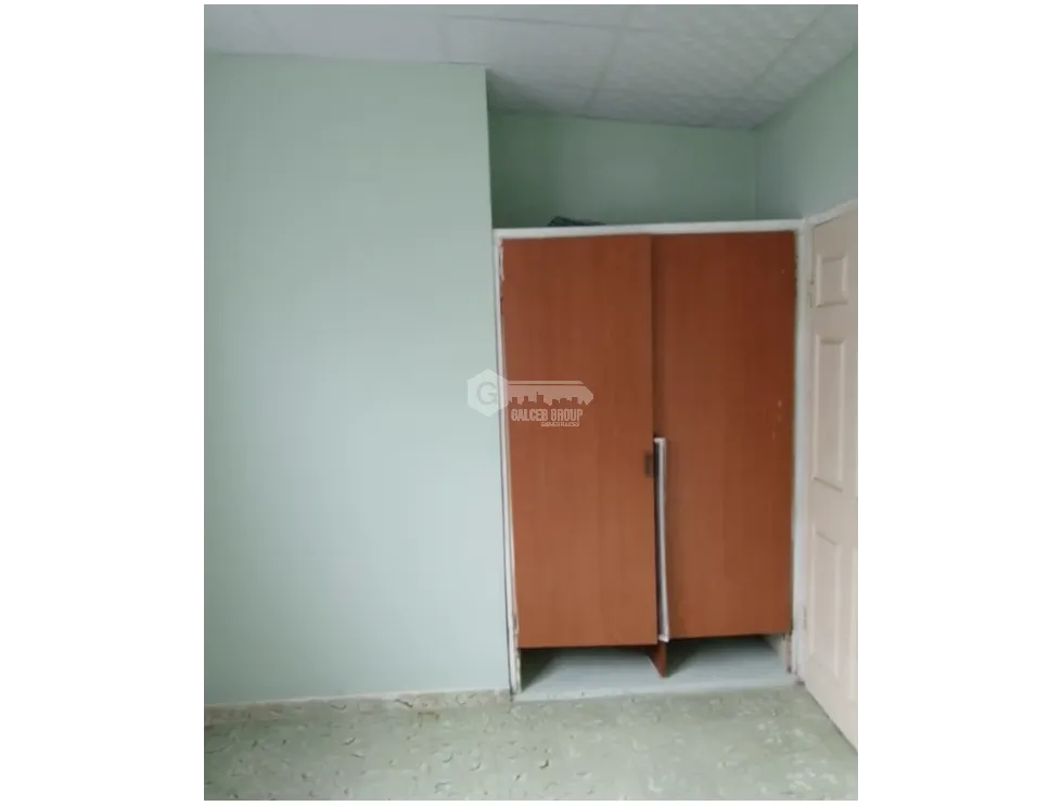 FOR RENT: SAN ANTONIO HOUSE 600M 3 BEDROOMS 2 BATHROOMS EMPTY GARDEN