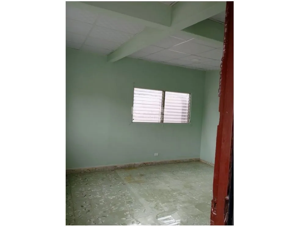FOR RENT: SAN ANTONIO HOUSE 600M 3 BEDROOMS 2 BATHROOMS EMPTY GARDEN