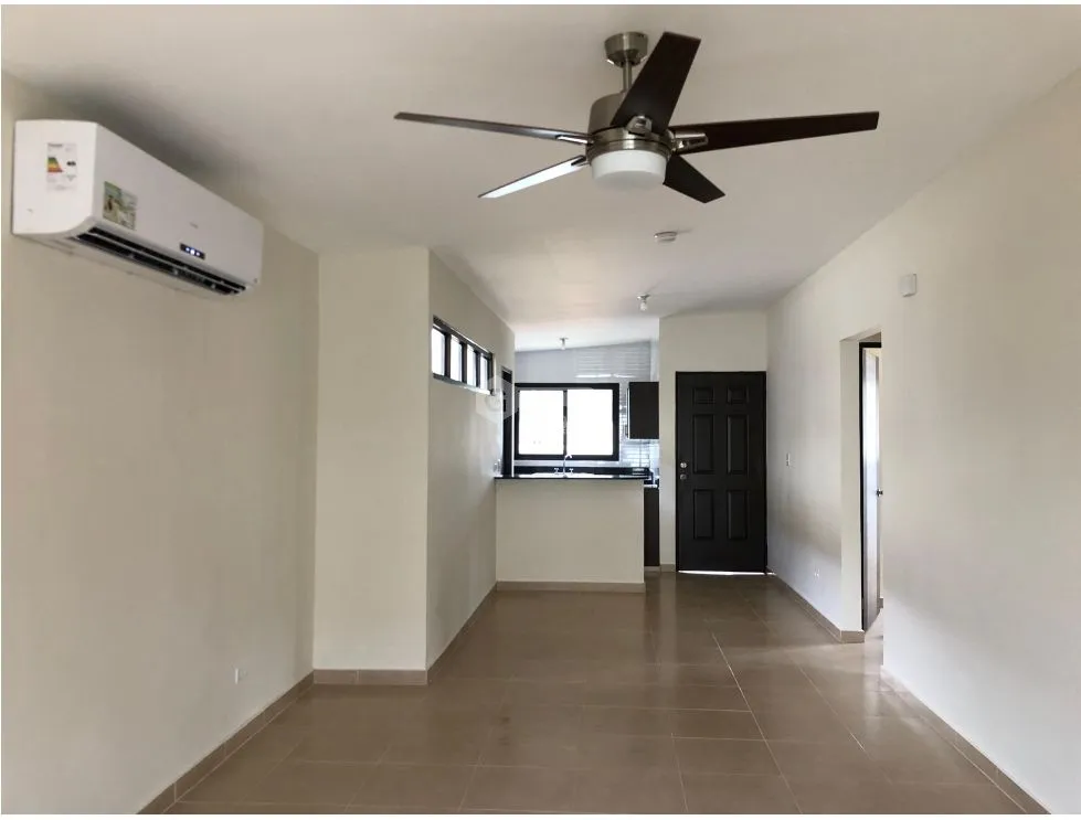 SE ALQUILA HERMOSA CASA 200M EN CHORRERA PH LOS ESTABLOS CON TERRAZA