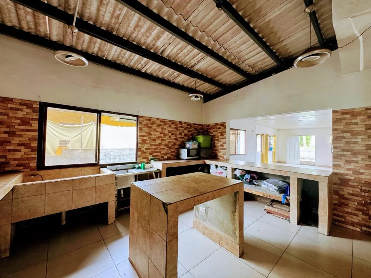 Venta de Local Comercial de Dos Pisos en Downtown, La Chorrera