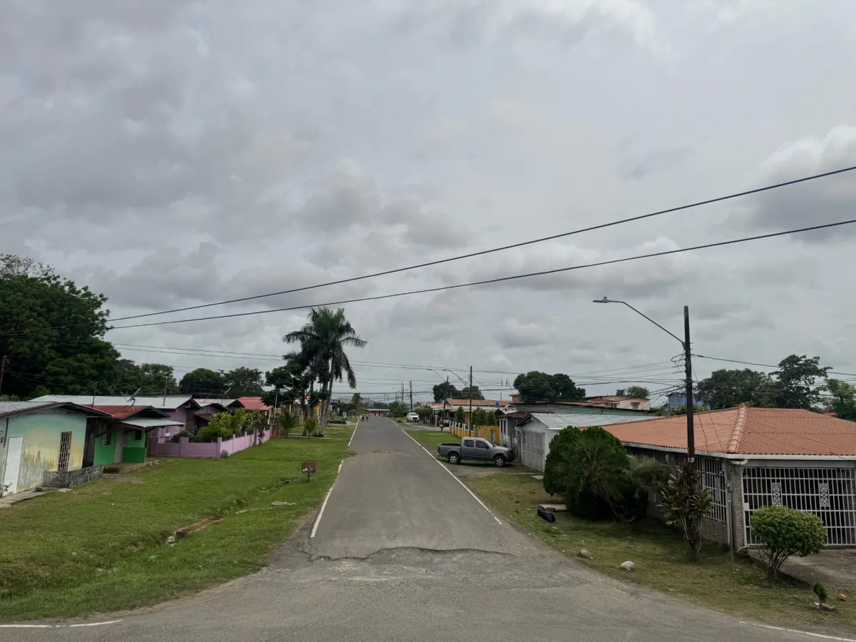 Venta de Local Comercial de Dos Pisos en Downtown, La Chorrera