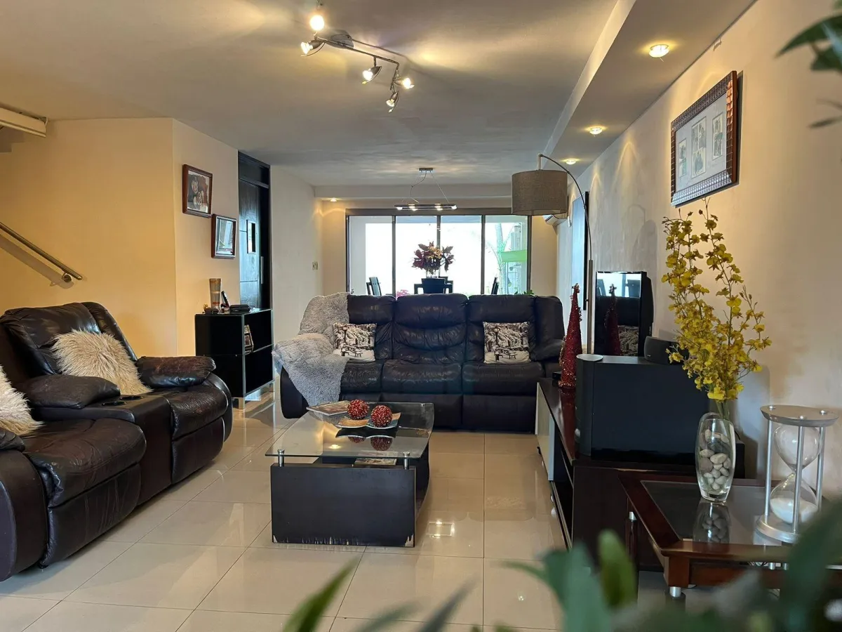 House for sale in Altos de Panamá