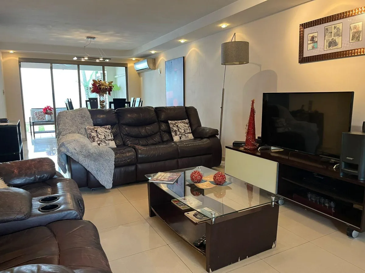 House for sale in Altos de Panamá