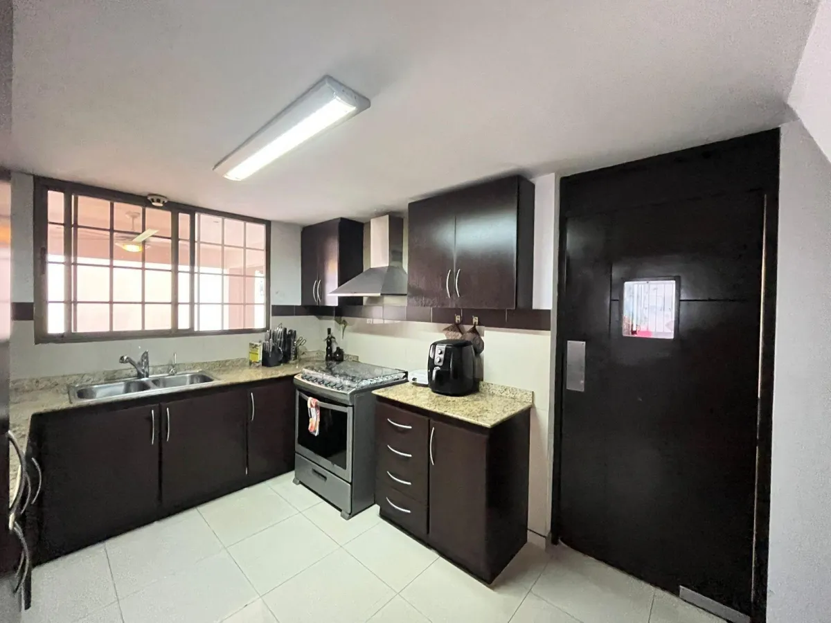 House for sale in Altos de Panamá