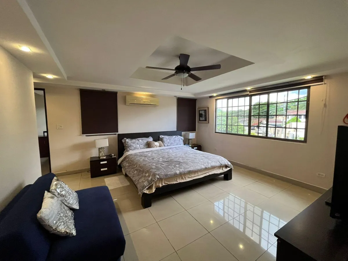 House for sale in Altos de Panamá