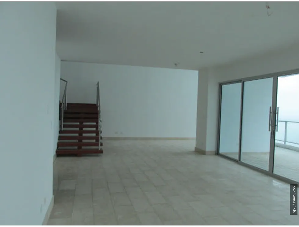 APARTMENT FOR SALE IN PACIFIC VILLAGE, PUNTA PACÍFICA