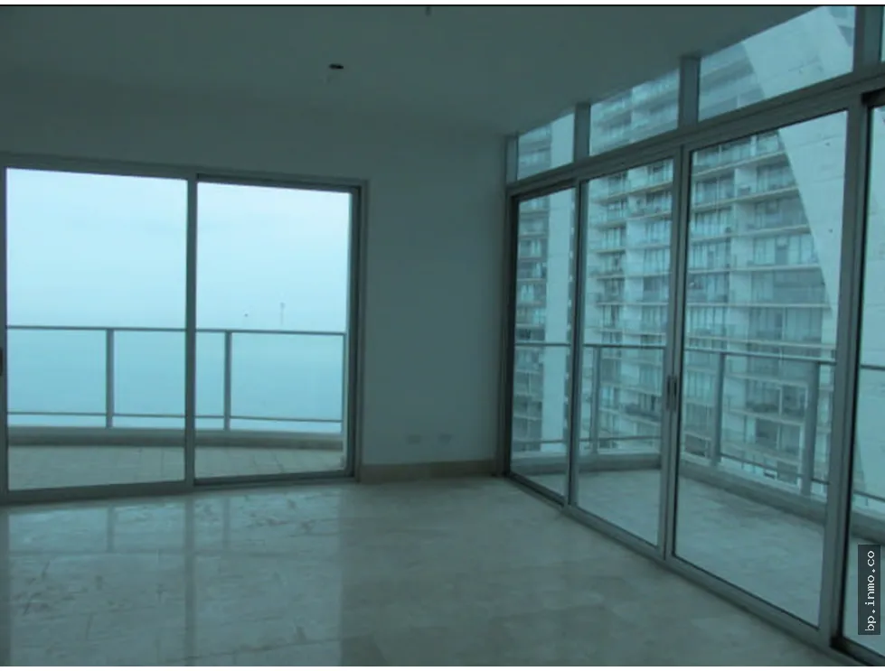 APARTMENT FOR SALE IN PACIFIC VILLAGE, PUNTA PACÍFICA