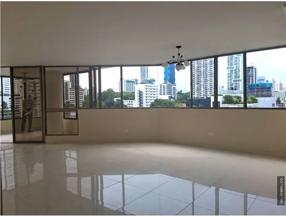 Apartment for sale in Bella Vista