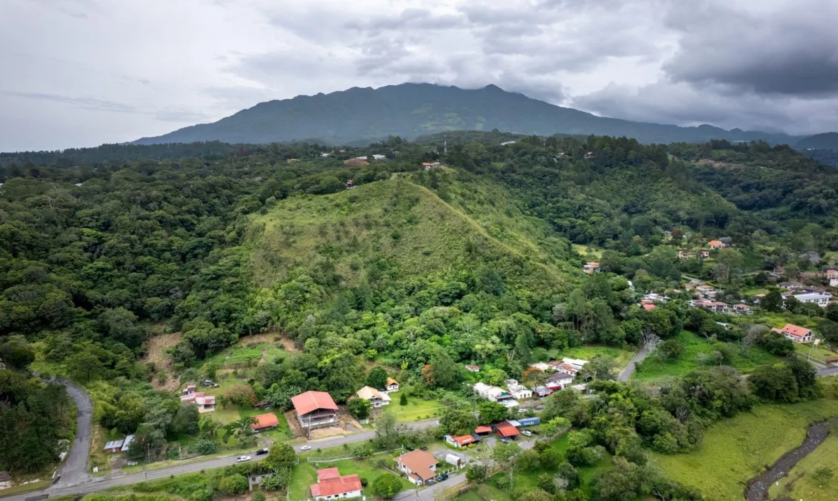 Prime Commercial Land in Bajo Boquete Panama