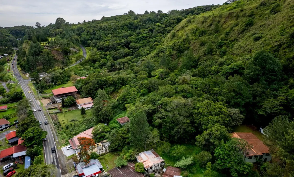 Prime Commercial Land in Bajo Boquete Panama