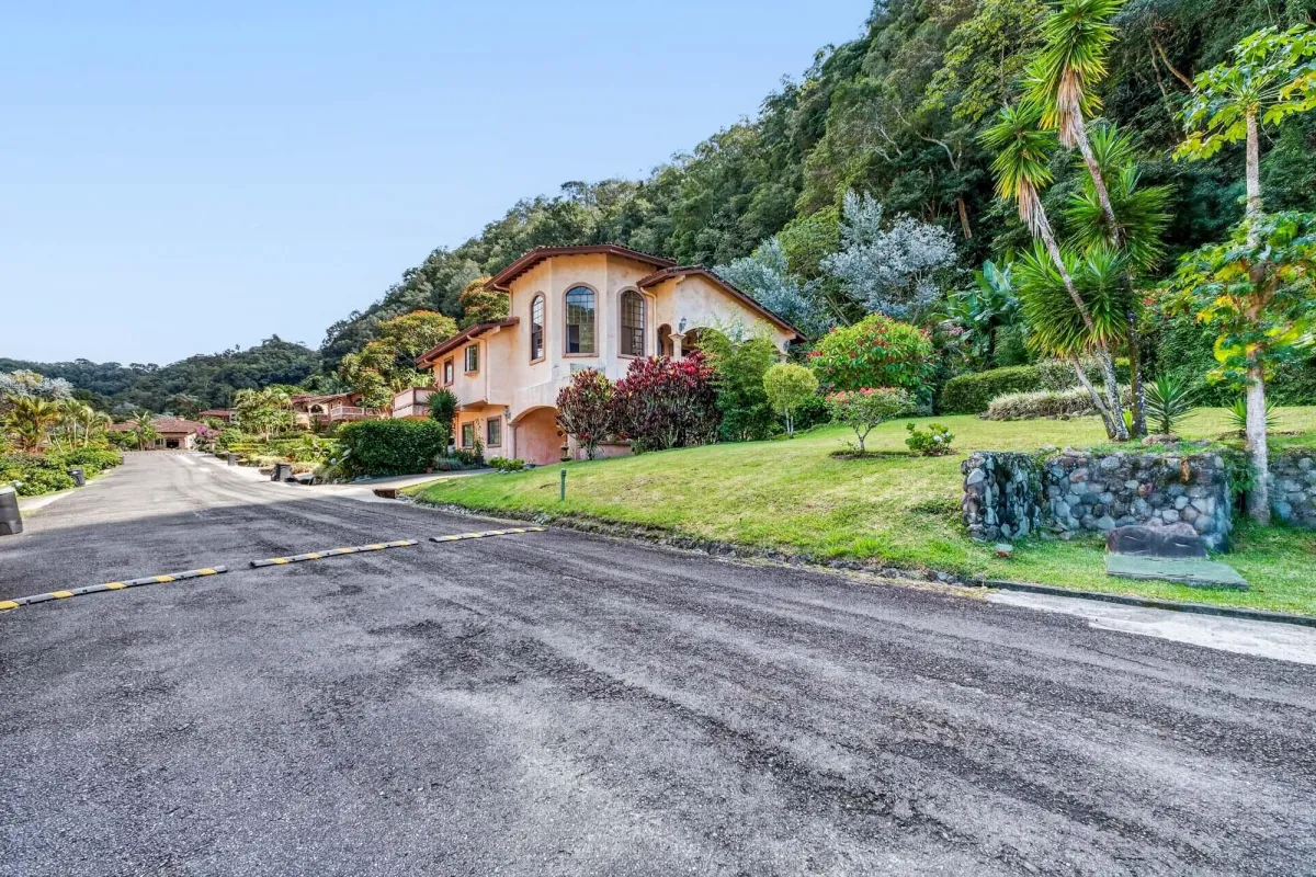 3-Bedroom Villa in Valle Escondido, Boquete,Panama