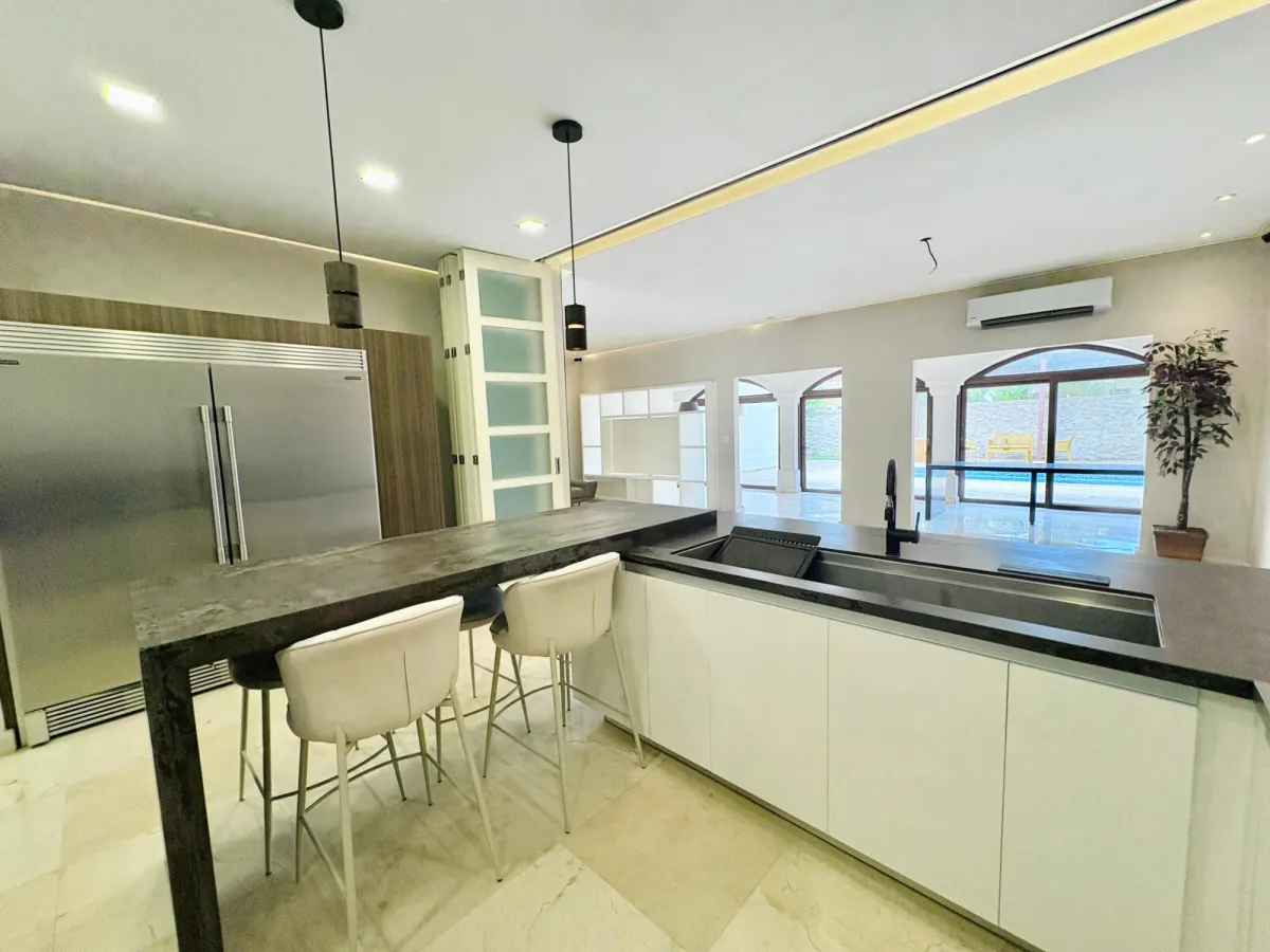 House for Rent in South Coast - Sunset Coast