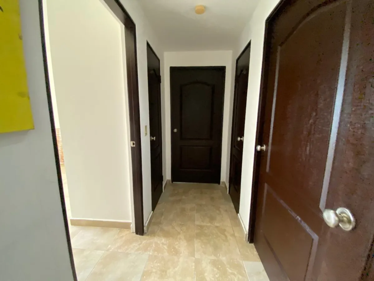 4 bedroom apartment in PH El Alcazar, Coronado