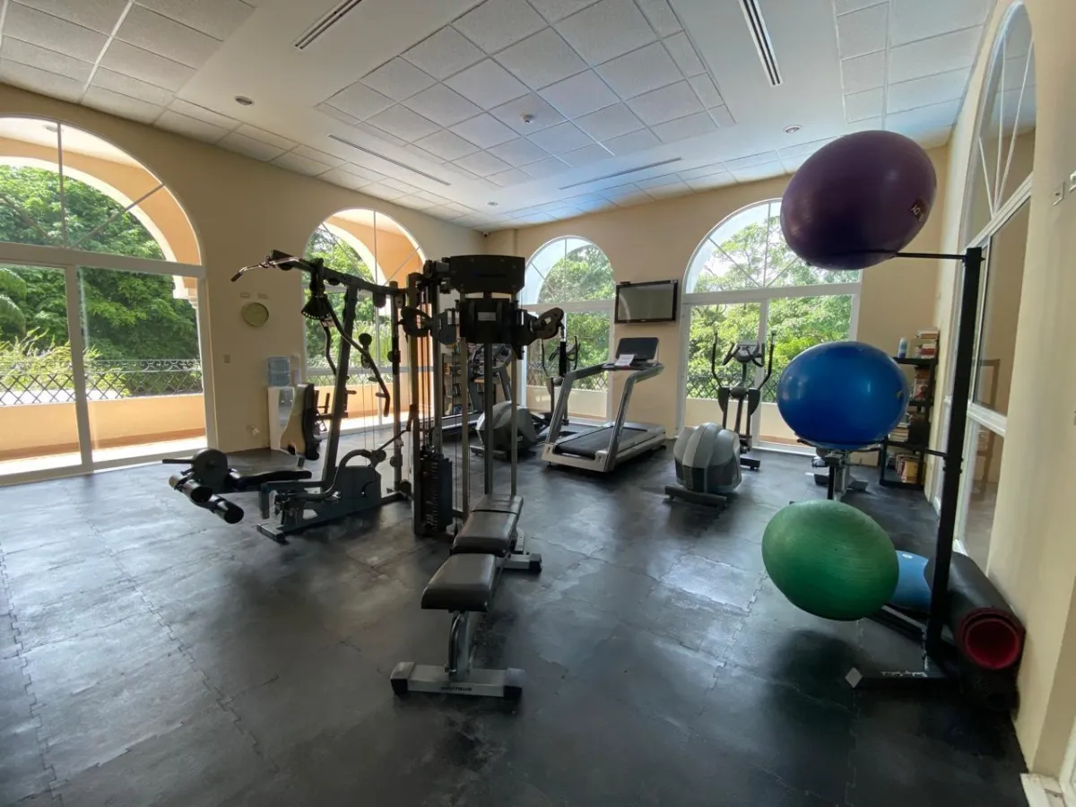 4 bedroom apartment in PH El Alcazar, Coronado