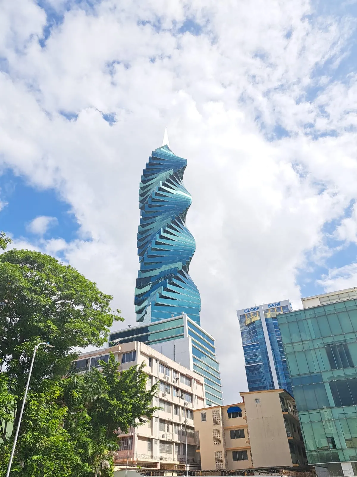 OFFICE FOR SALE IN F&F TOWER "EL TORNILLO"
