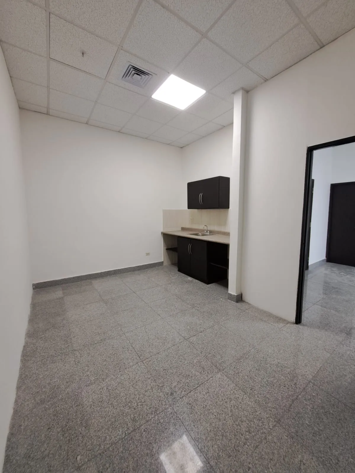 OFFICE FOR SALE IN F&F TOWER "EL TORNILLO"
