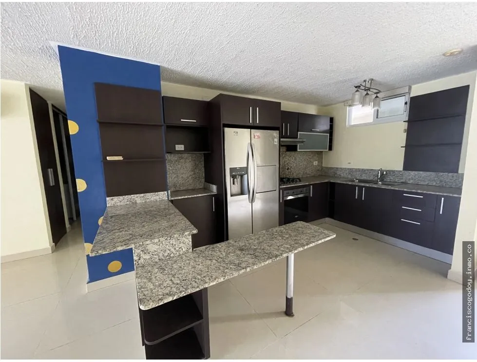 APARTMENT FOR SALE IN ALTAMIRA GARDENS PH