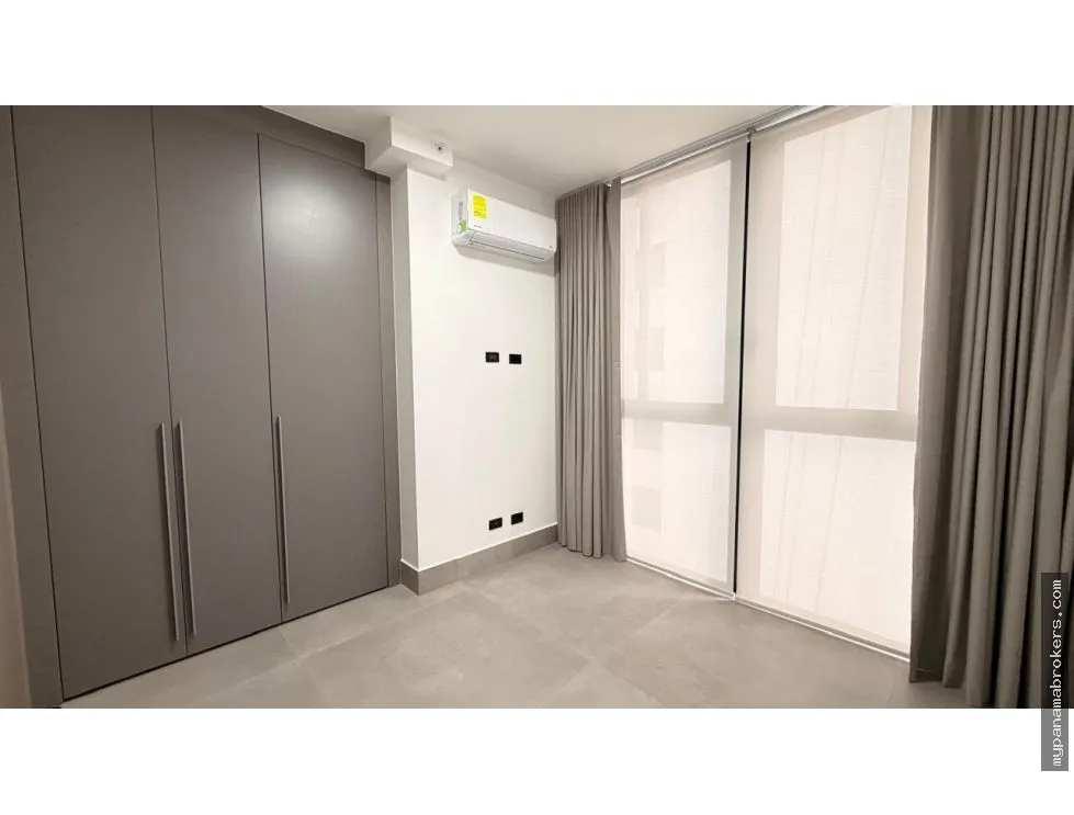 Apartment for Sale in Coco del Mar, San Francisco