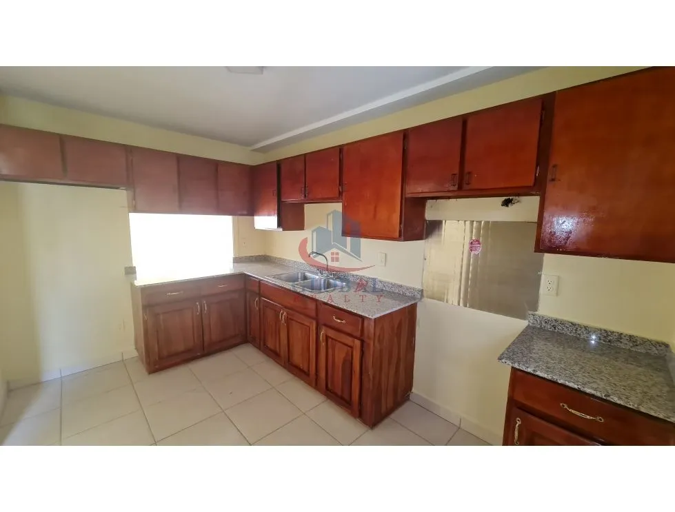 Se Vende Casa en Howard Panama Pacifico