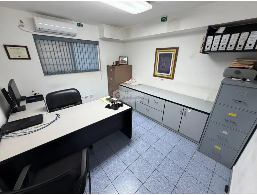 FOR SALE OFFICE ANCON BALBOA LA BOCA 260M AIR CONDITIONING DUPLEX