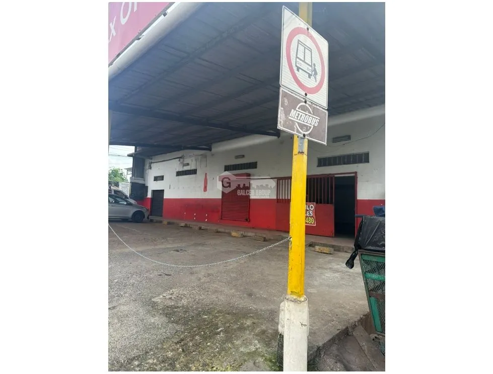 FOR LEASE COMMERCIAL SPACE PEDREGAL 265M 7 PARKING SPACIOUS CORNER LOCATION