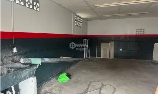 COMMERCIAL SPACE FOR RENT IN PEDREGAL - 50M2 WITH AMPLE PARKING ON CORNER LOT
