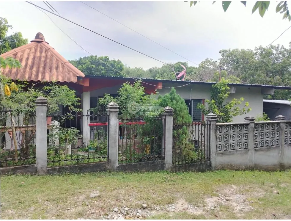 HOUSE FOR SALE IN SAN CARLOS 724 M2 FENCED MINUTES FROM BEACHES