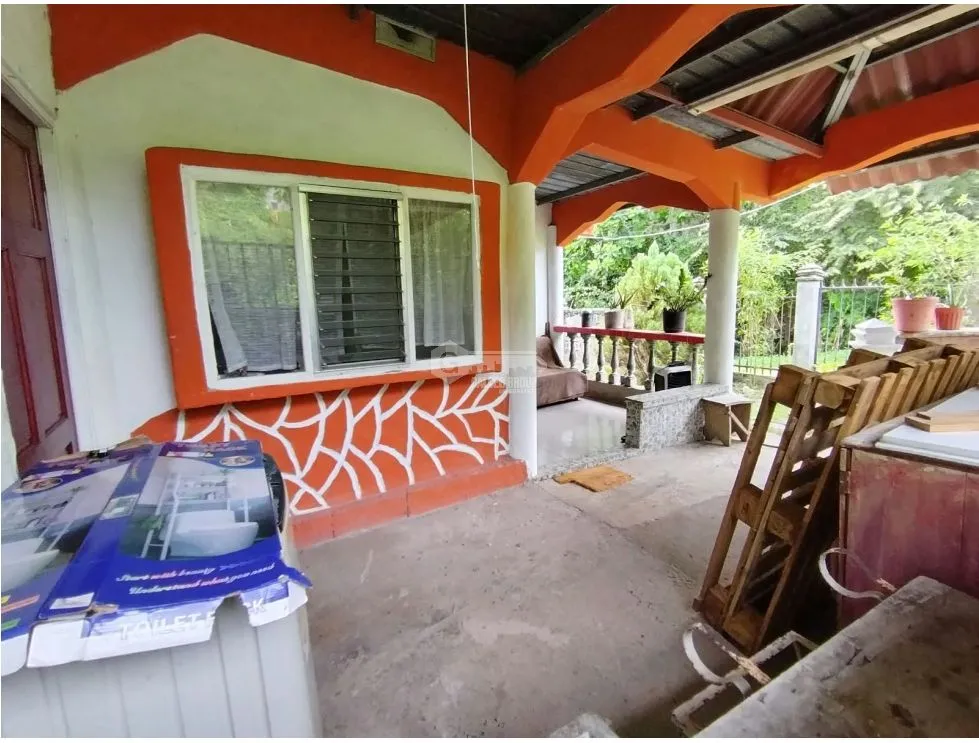 HOUSE FOR SALE IN SAN CARLOS 724 M2 FENCED MINUTES FROM BEACHES