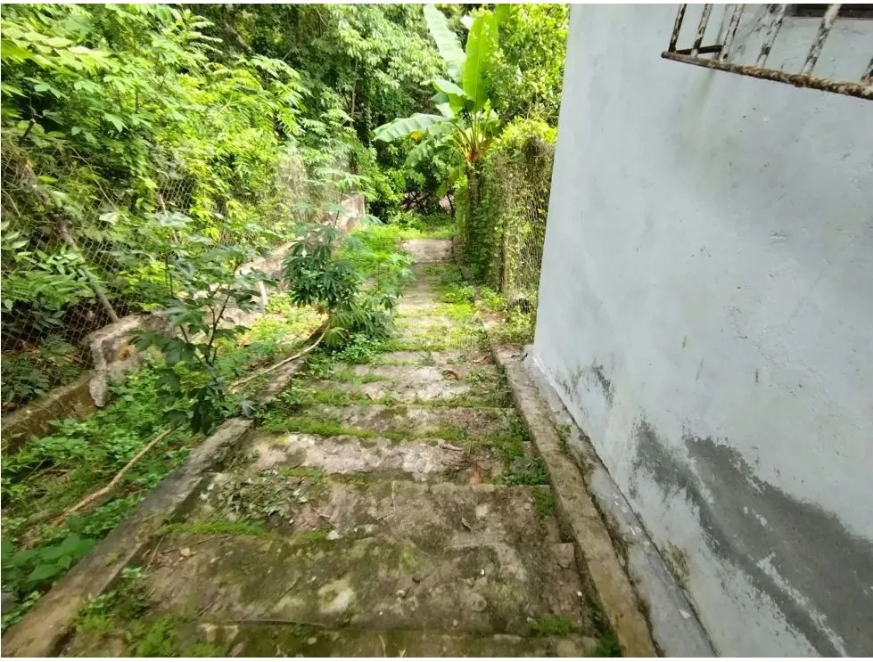 HOUSE FOR SALE IN SAN CARLOS 724 M2 FENCED MINUTES FROM BEACHES