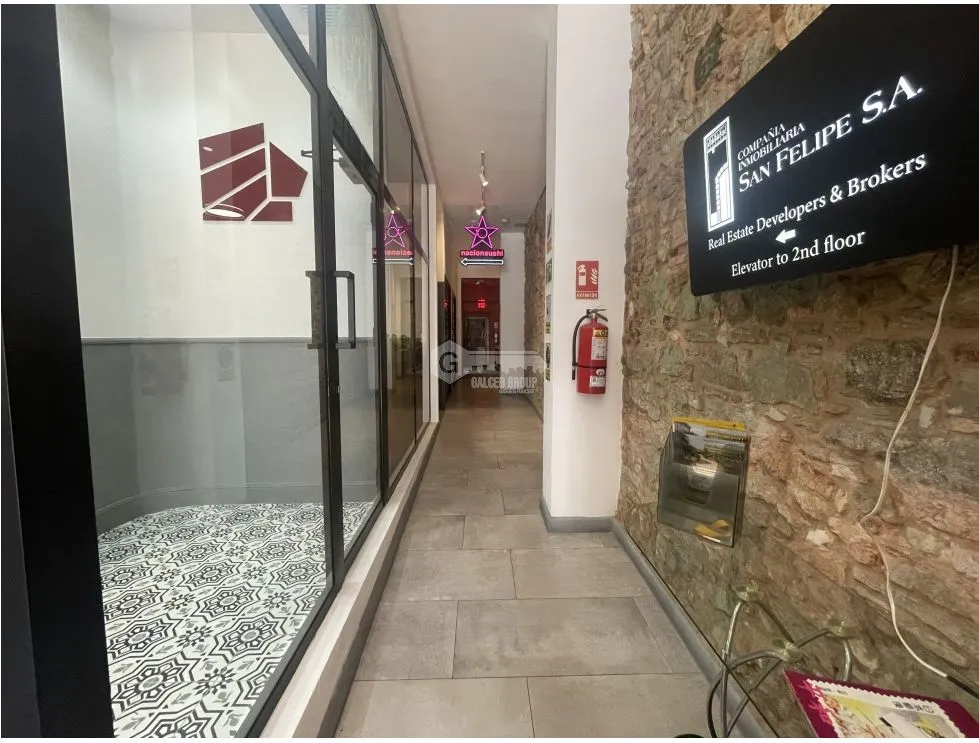 CASCO VIEJO / CASA PEREZ ALEMAN / 70M / 1 BATHROOM / KITCHEN / BAR