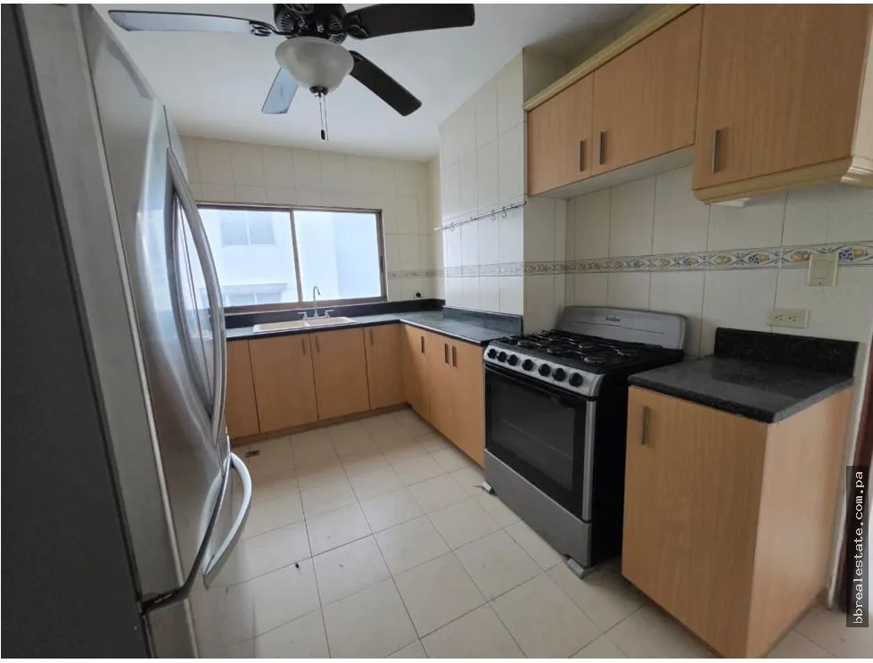 Apartment for Sale in PH Long Beach, Coco del Mar