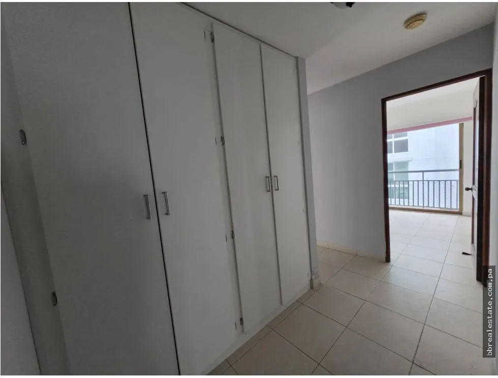 Apartment for Sale in PH Long Beach, Coco del Mar