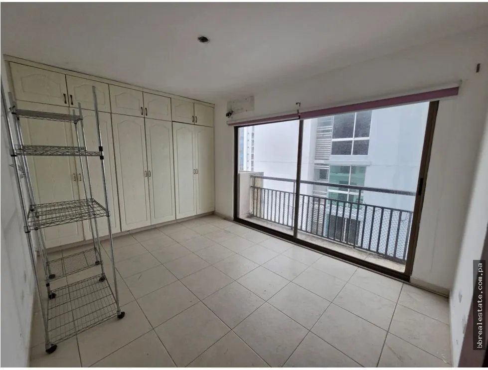 Apartment for Sale in PH Long Beach, Coco del Mar