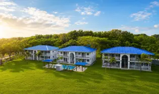 Complejo de apartamentos de 12 unidades en venta - Pedasi, Panamá
