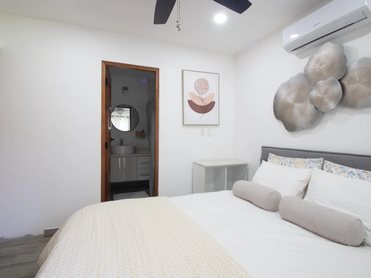 Complejo de apartamentos de 12 unidades en venta - Pedasi, Panamá