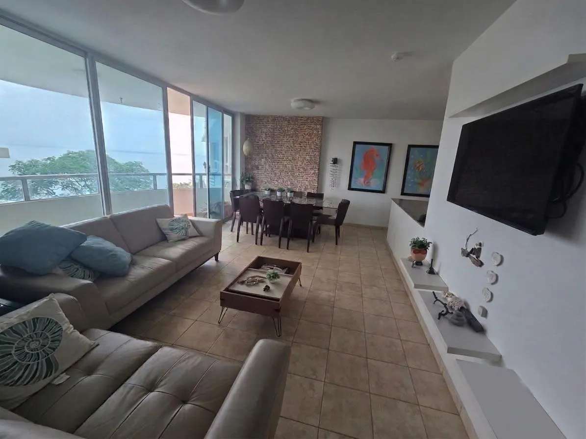Beach apartment for sale