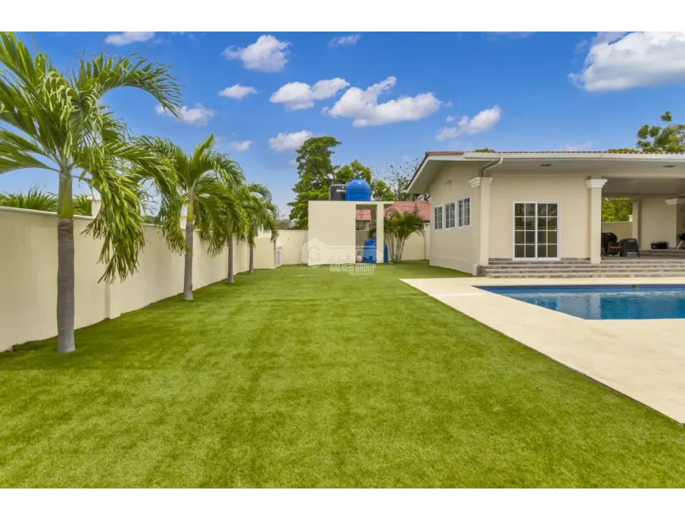 CORONADO / BEACH HOUSE / 1000M² / SWIMMING POOL / 5 BEDROOMS