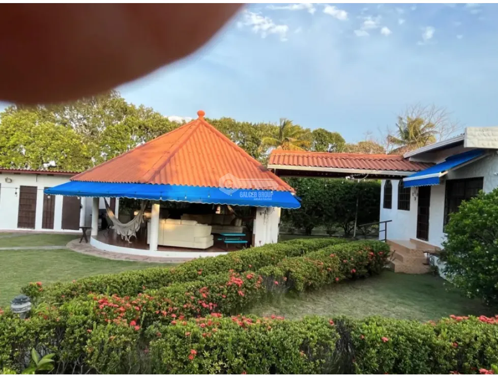 CORONADO / LAS LAJAS / 4 BEDROOMS / PRIVATE POOL / GREEN AREAS