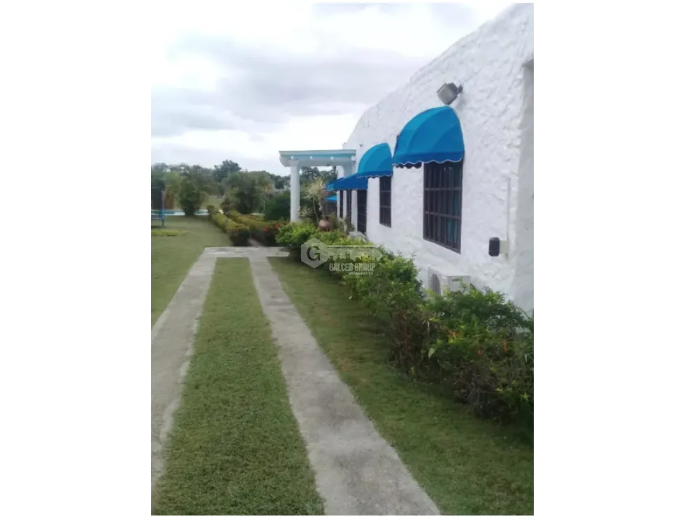 CORONADO / LAS LAJAS / 4 BEDROOMS / PRIVATE POOL / GREEN AREAS