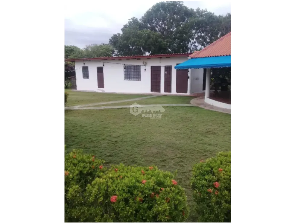 CORONADO / LAS LAJAS / 4 BEDROOMS / PRIVATE POOL / GREEN AREAS