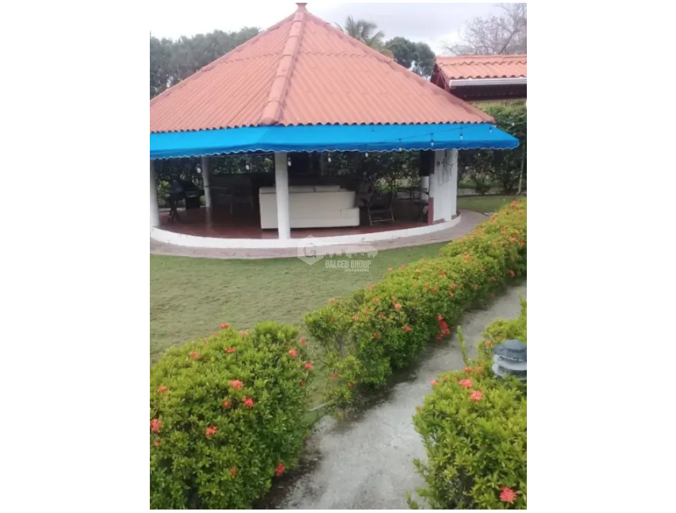 CORONADO / LAS LAJAS / 4 BEDROOMS / PRIVATE POOL / GREEN AREAS