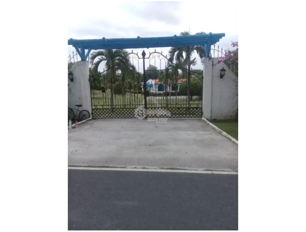 CORONADO / LAS LAJAS / 4 BEDROOMS / PRIVATE POOL / GREEN AREAS