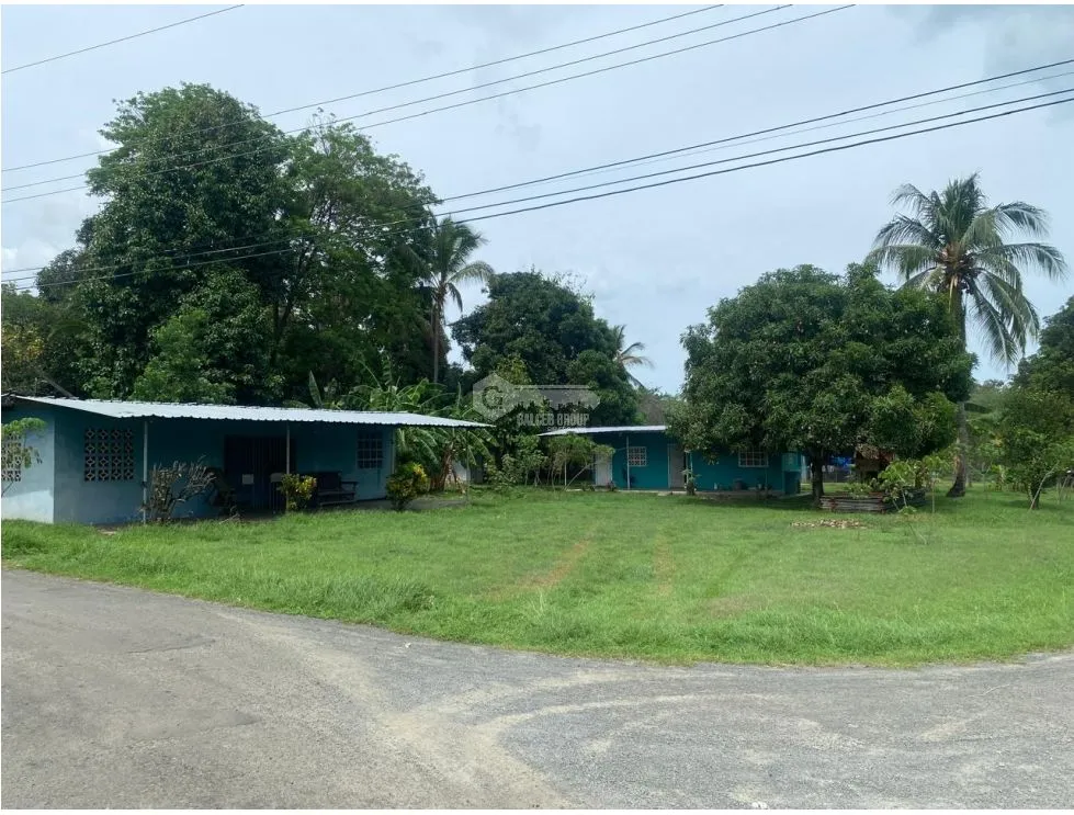 LAND / CORONADO / 1087M / 2 HOUSES / FLAT / CORNER / MAIN ROAD